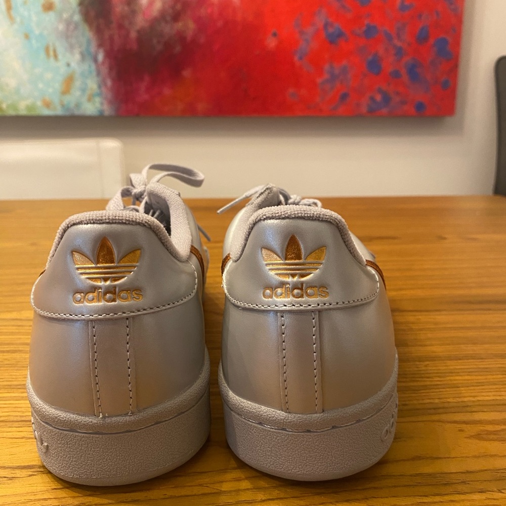 NWOT Adidas Continental 8 metallic grey with copper stripe Size 9 - Picture 3 of 7